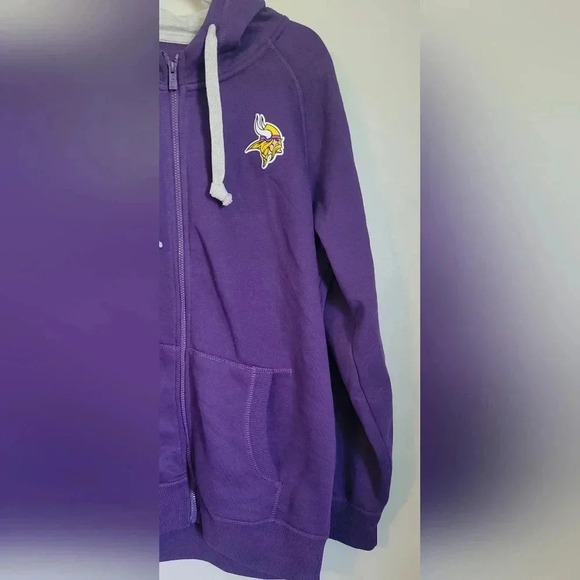 Minnesota Vikings Men's Antigua Purple Logo Full Zip Up Hoodie Sweatshirt - Picture 7 of 8